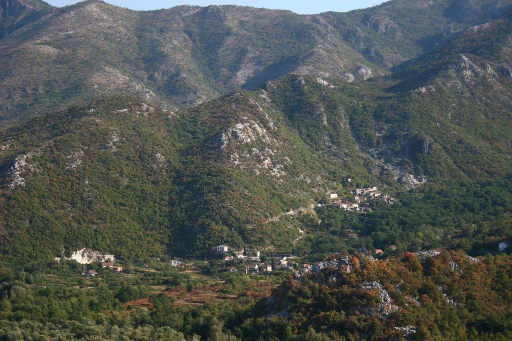 Ivan's Holiday Home Virpazar Buitenkant foto